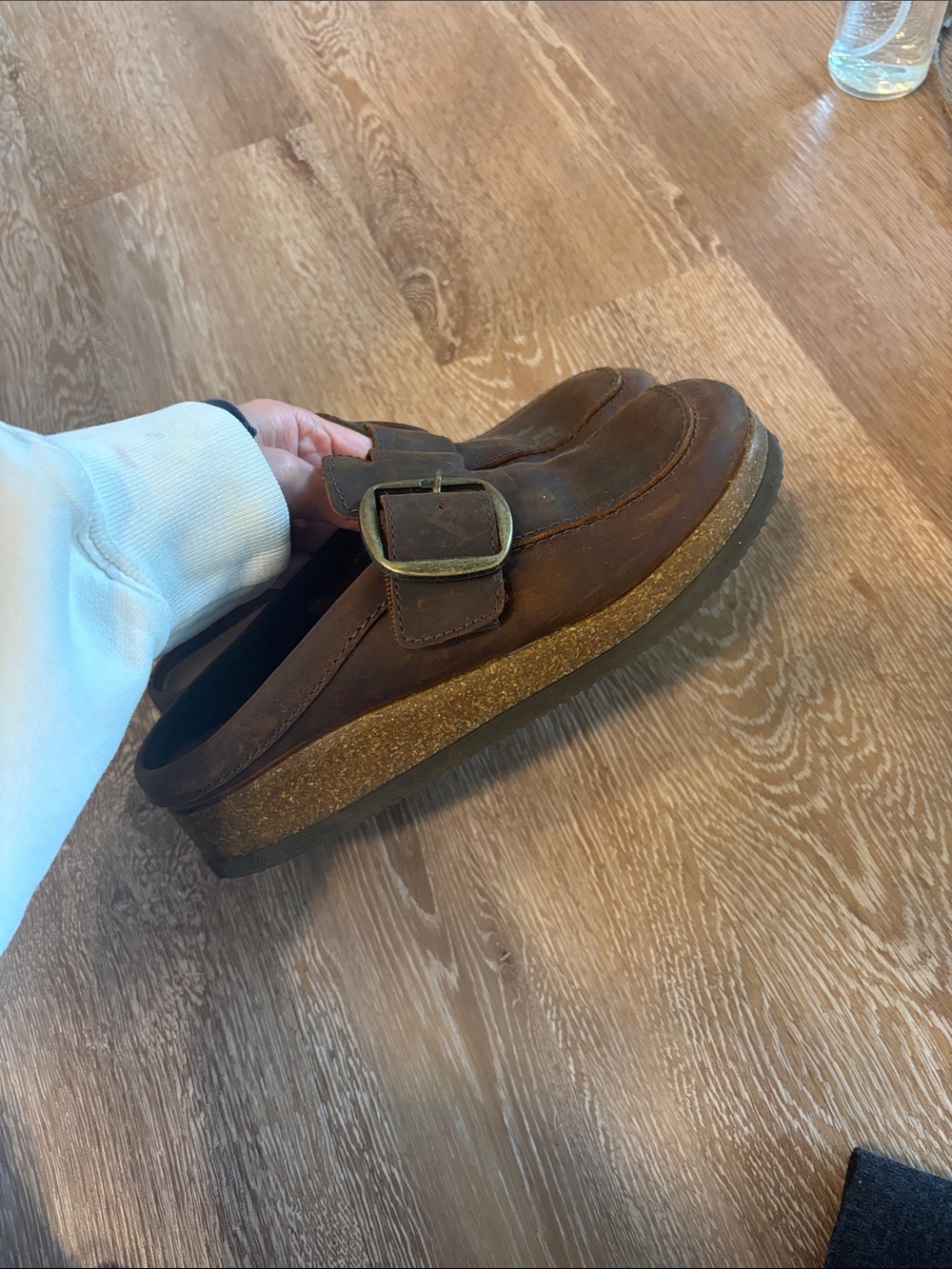 White Mountain Bueno clogs Size 8 - Picture 2 of 4